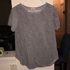 Gray basic t shirt